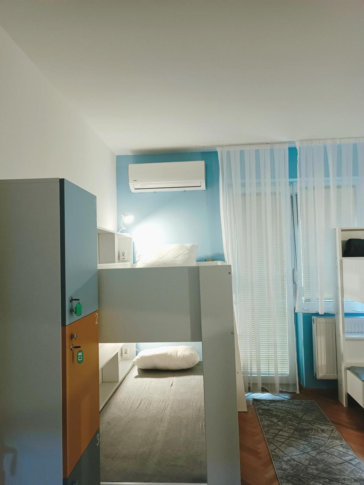 Hostel Central Skopje Buitenkant foto