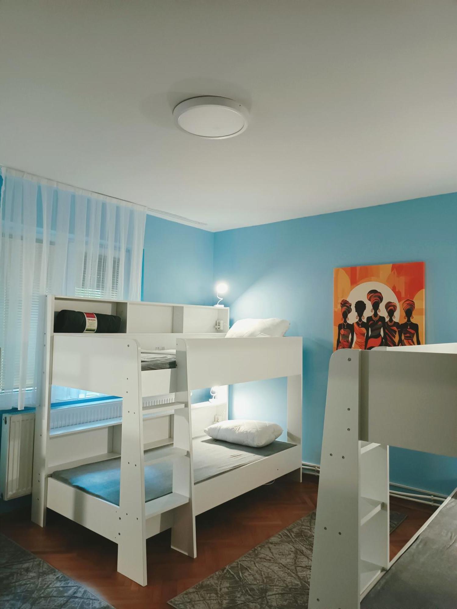 Hostel Central Skopje Buitenkant foto